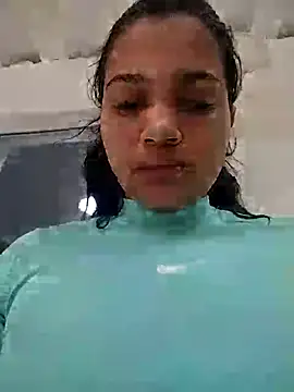 Snapshot of Eimy-04 chatting on 05/11/26, 05:10 Eimy-04 online show from 05/11/26, 05:10