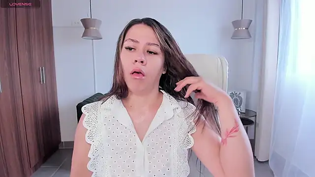 Brandy priscot online show from 09/16/25, 07:04