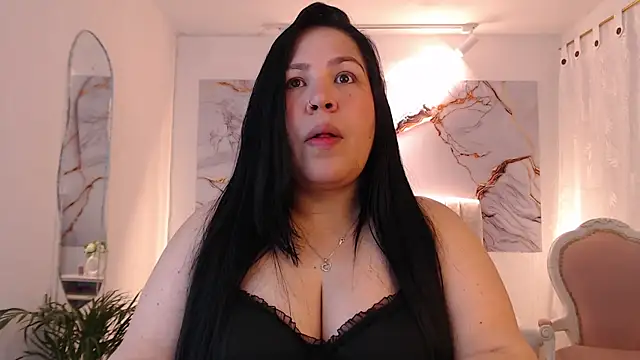 Snapshot of Ashley_Grahaam chatting on 11/23/25, 10:20 Ashley Grahaam online show from 11/23/25, 10:20