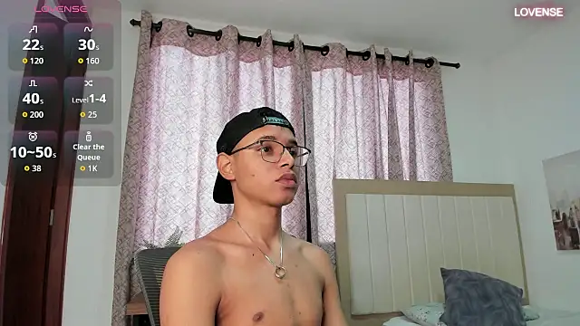 tristan gold online show from 09/18/25, 03:25