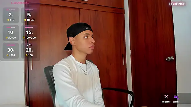 tristan gold online show from 09/25/25, 02:32