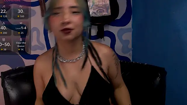 IrisSmil3 online show from 11/28/25, 04:37