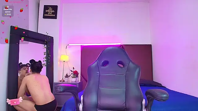 Lucass love online show from 11/13/25, 05:12