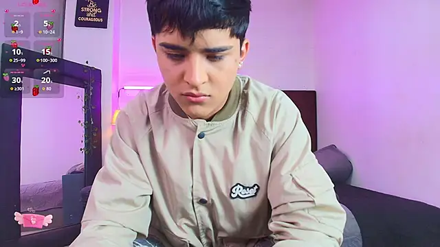 Lucass love online show from 11/26/25, 04:19