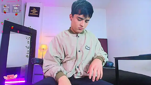 Lucass love online show from 12/02/25, 12:54