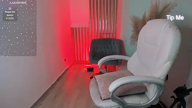 CleoWhite online show from 11/06/25, 05:41