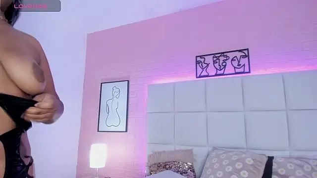 Snapshot of Meloddy_Parkerr_ chatting on 04/16/26, 11:55 Meloddy Parkerr online show from 04/16/26, 11:55