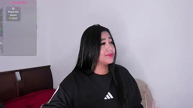 Snapshot of Meloddy_Parkerr_ chatting on 07/20/26, 06:38 Meloddy Parkerr online show from 07/20/26, 06:38