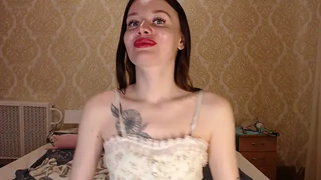 Kitkaat00 online show from 10/12/25, 03:11