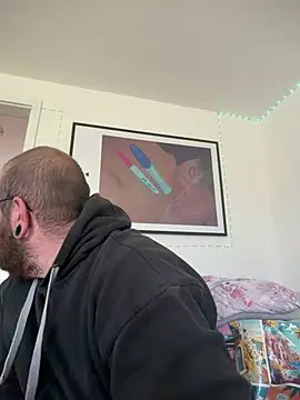 Snapshot of mrandmrsdarkside chatting on 04/08/26, 12:49 mrandmrsdarkside online show from 04/08/26, 12:49