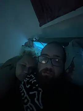 Snapshot of mrandmrsdarkside chatting on 04/10/26, 10:03 mrandmrsdarkside online show from 04/10/26, 10:03