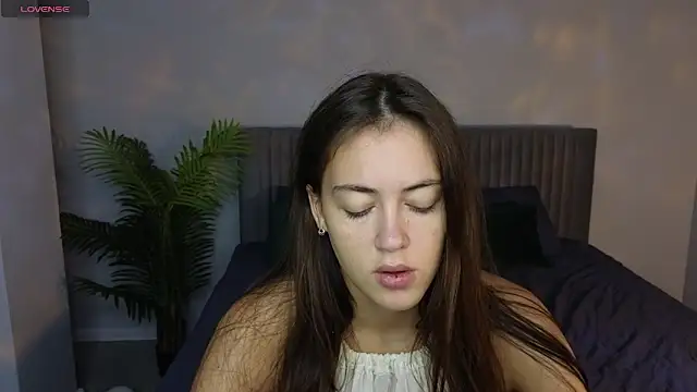 Snapshot of SaraMoren0 chatting on 10/29/25, 07:54 SaraMoren0 online show from 10/29/25, 07:54