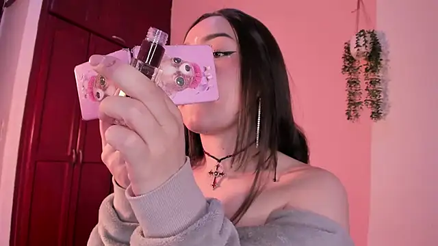 Snapshot of Pariss_Gold chatting on 10/22/25, 06:46 Pariss Gold online show from 10/22/25, 06:46