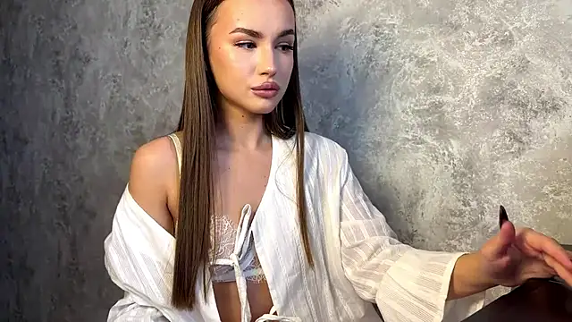 LushMira online show from 11/01/25, 07:43