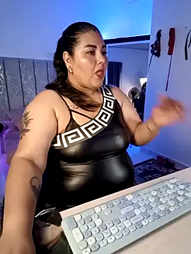 AndreaKinky online show from 10/03/25, 10:51