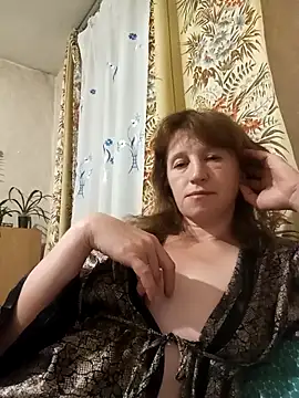 Flower2931 online show from 10/22/25, 07:35