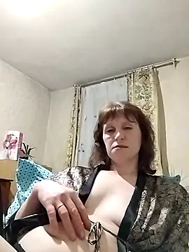 Flower2931 online show from 03/01/26, 08:00