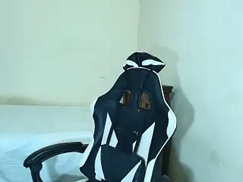 max love255 online show from 11/28/25, 08:55