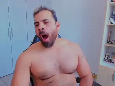 Snapshot of max_love255 chatting on 03/12/26, 08:04 max love255 online show from 03/12/26, 08:04