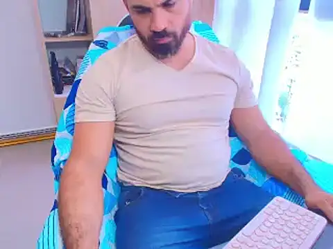 Snapshot of max_love255 chatting on 03/23/26, 07:29 max love255 online show from 03/23/26, 07:29