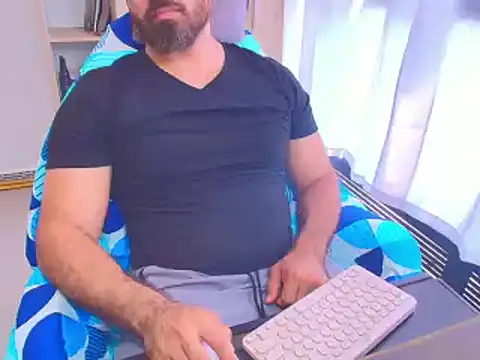 Snapshot of max_love255 chatting on 04/03/26, 08:51 max love255 online show from 04/03/26, 08:51