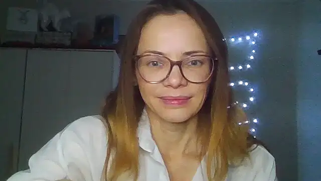 Snapshot of SEA_Dream chatting on 01/06/26, 05:00 SEA Dream online show from 01/06/26, 05:00