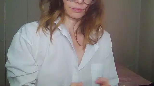 Snapshot of SEA_Dream chatting on 01/14/26, 06:19 SEA Dream online show from 01/14/26, 06:19