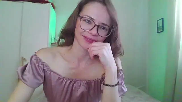 Snapshot of SEA_Dream chatting on 03/19/26, 05:22 SEA Dream online show from 03/19/26, 05:22