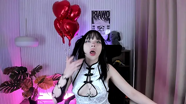 Snapshot of Sabrina_bloom chatting on 02/14/26, 12:57 Sabrina bloom online show from 02/14/26, 12:57