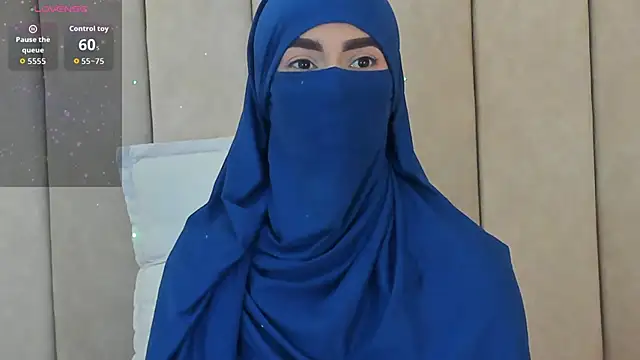  Zahiira  online show from 09/29/25, 11:59