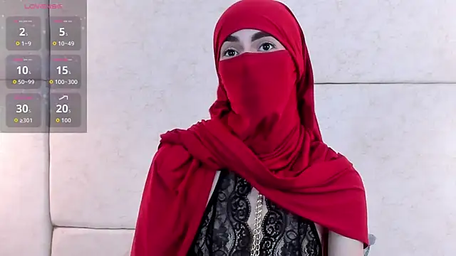  Zahiira  online show from 10/15/25, 01:33