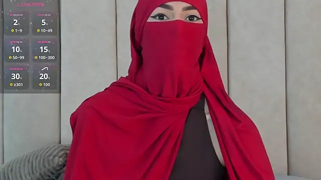  Zahiira  online show from 01/06/26, 12:09