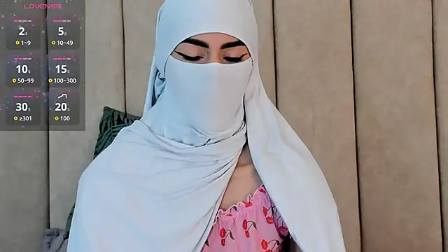  Zahiira  online show from 01/09/26, 12:08