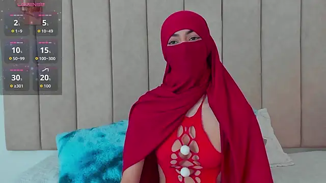  Zahiira  online show from 02/21/26, 12:06