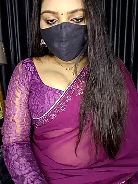 Webrowncouple online show from 10/02/25, 05:42