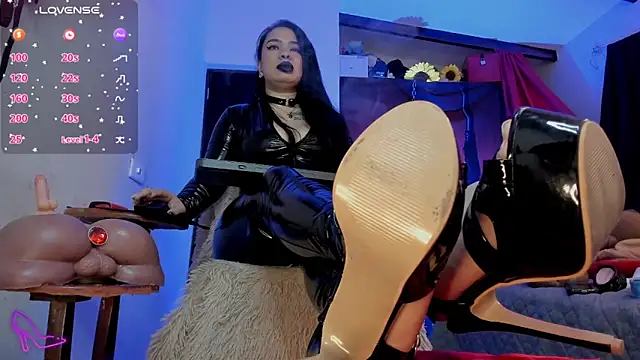 Snapshot of Dannia_danne chatting on 03/10/26, 11:48 Dannia danne online show from 03/10/26, 11:48