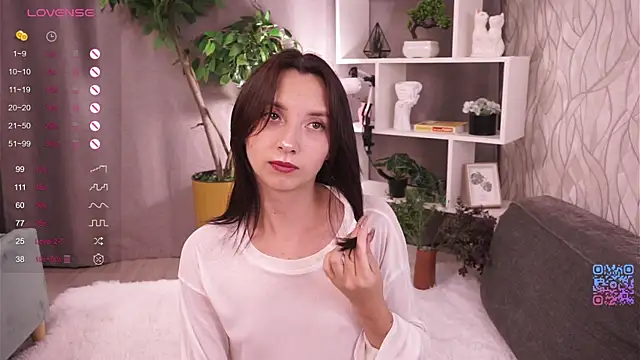 DaisyBlaze online show from 09/26/25, 04:33