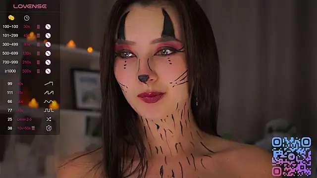 DaisyBlaze online show from 10/31/25, 04:52