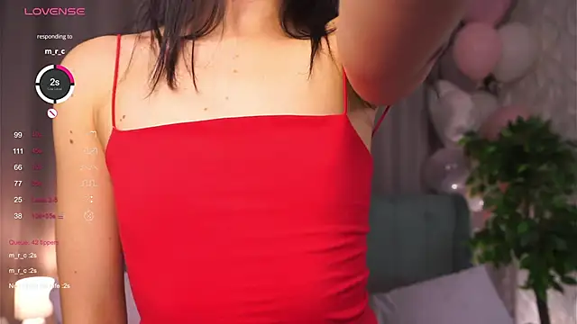 DaisyBlaze online show from 11/19/25, 04:40