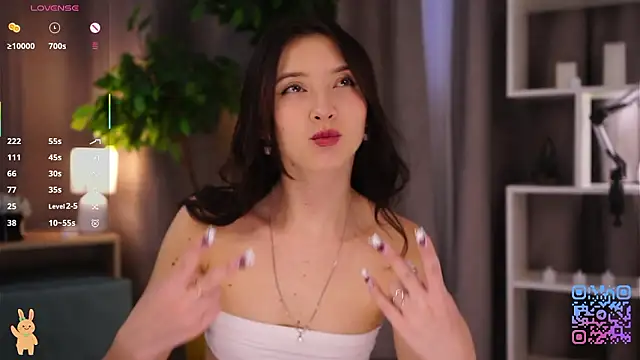 Snapshot of DaisyBlaze chatting on 02/20/26, 04:42 DaisyBlaze online show from 02/20/26, 04:42