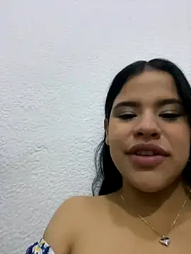 Aisha poweer online show from 10/11/25, 02:55