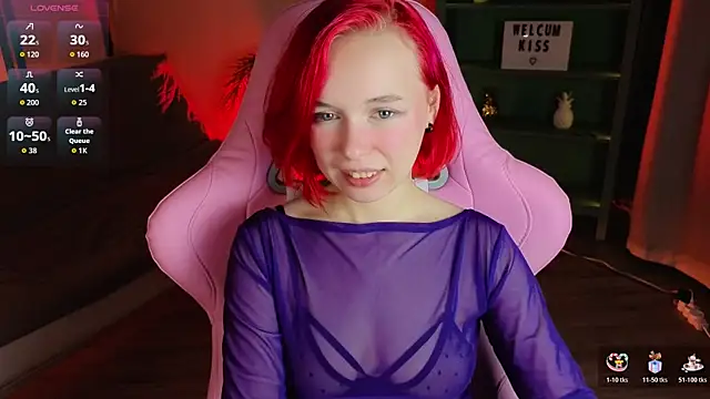 Snapshot of NaomiYoru chatting on 11/08/25, 08:29 NaomiYoru online show from 11/08/25, 08:29