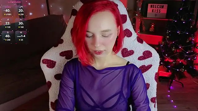 Snapshot of NaomiYoru chatting on 12/20/25, 08:38 NaomiYoru online show from 12/20/25, 08:38