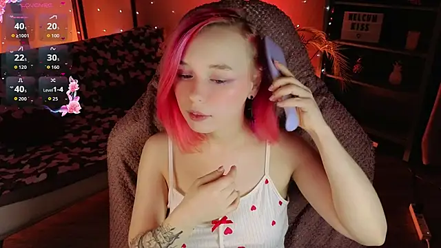 Snapshot of NaomiYoru chatting on 03/06/26, 08:38 NaomiYoru online show from 03/06/26, 08:38