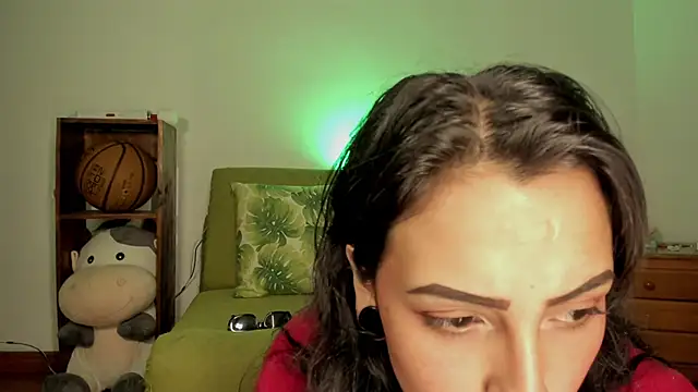 Snapshot of lola_n_apolo chatting on 10/13/25, 01:38 lola n apolo online show from 10/13/25, 01:38