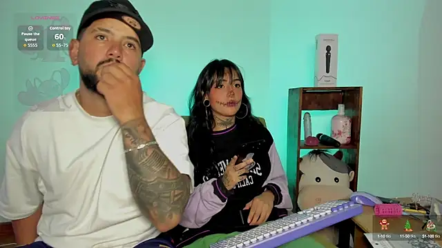 Snapshot of lola_n_apolo chatting on 10/29/25, 06:53 lola n apolo online show from 10/29/25, 06:53