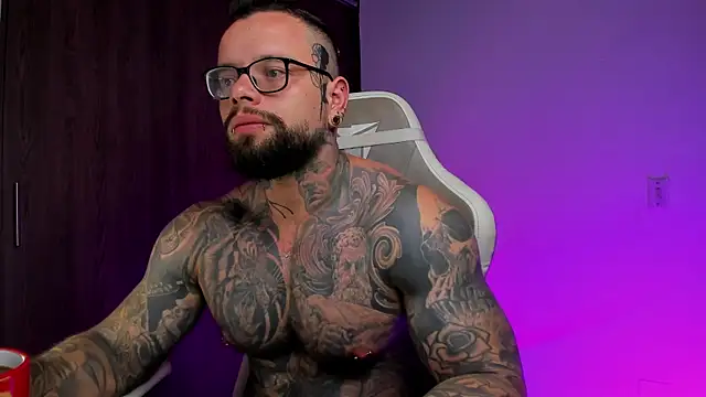 Snapshot of natevillage chatting on 09/14/25, 09:08 natevillage online show from 09/14/25, 09:08