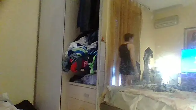 KalendaXL online show from 01/19/26, 01:37