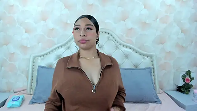 SofiaWhites online show from 05/12/26, 04:20