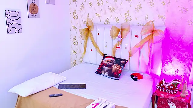 Snapshot of RavenGloomy chatting on 11/27/25, 07:38 RavenGloomy online show from 11/27/25, 07:38